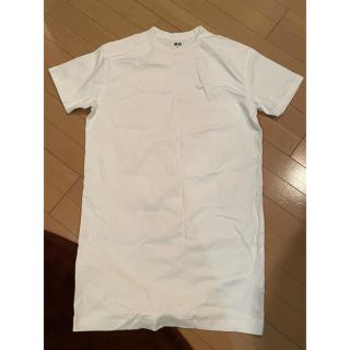 ユニクロ(UNIQLO)のUNIQLO UT ワンピース白(Tシャツ(半袖/袖なし))