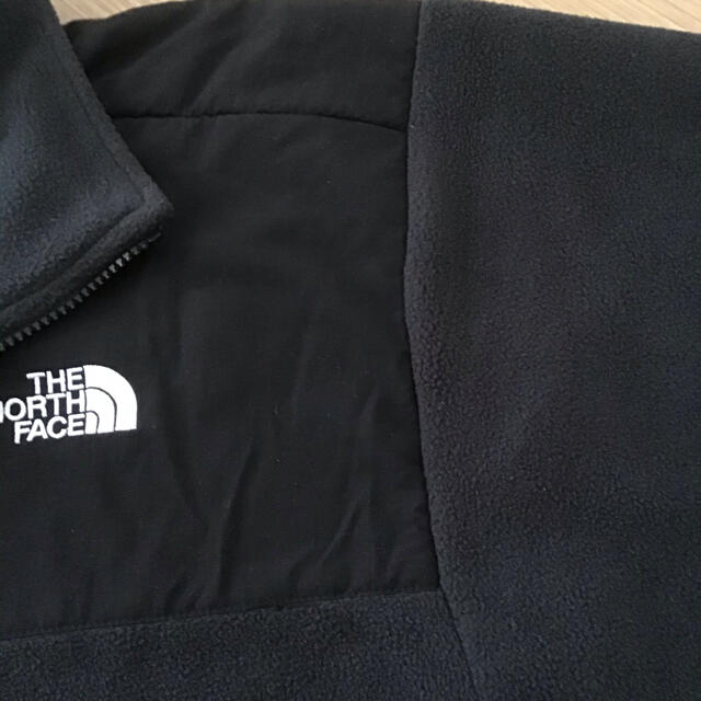 THE NORTH FACE(ザノースフェイス)のノースフェイス　アウター　メンズ　ジップアップ　フリース　黒　XLサイズ　 メンズのジャケット/アウター(ブルゾン)の商品写真