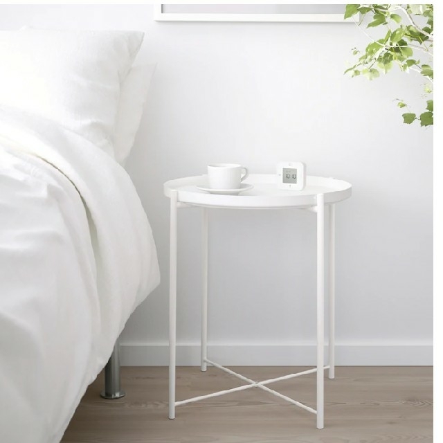 IKEA(イケア)のIKEA（イケア  ）グラドム　ベッドサイドテーブル インテリア/住まい/日用品の机/テーブル(コーヒーテーブル/サイドテーブル)の商品写真