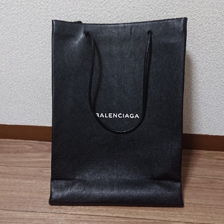 バレンシアガ トートバッグ メンズ の通販 100点以上 Balenciagaのメンズを買うならラクマ