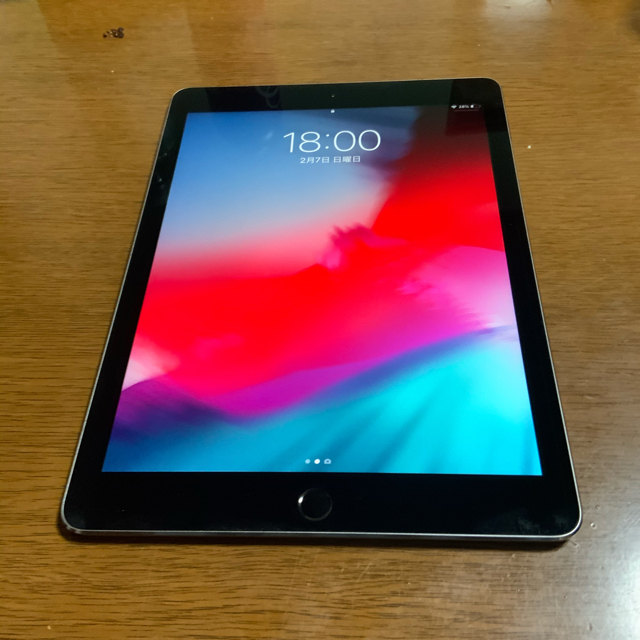 iPad Pro 9.7インチ Wi-Fi + cellular SIMフリー 限定 スマホ/家電
