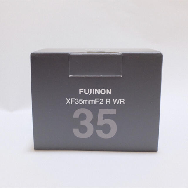 富士フイルム(フジフイルム)のXF35mm F2 R WR(中古美品) スマホ/家電/カメラのカメラ(レンズ(単焦点))の商品写真