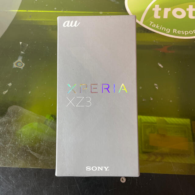 Xperia(エクスペリア)の【ジャンク】au Xperia XZ3 ボルドーレッド スマホ/家電/カメラのスマートフォン/携帯電話(スマートフォン本体)の商品写真