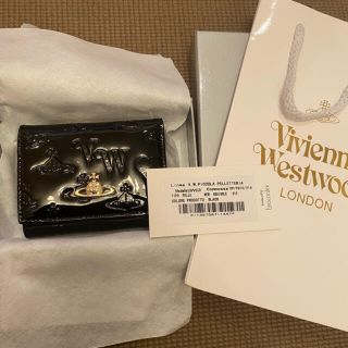 ヴィヴィアンウエストウッド(Vivienne Westwood)のVivienne Westwood 三つ折り財布 黒　シリアルナンバー付き(折り財布)