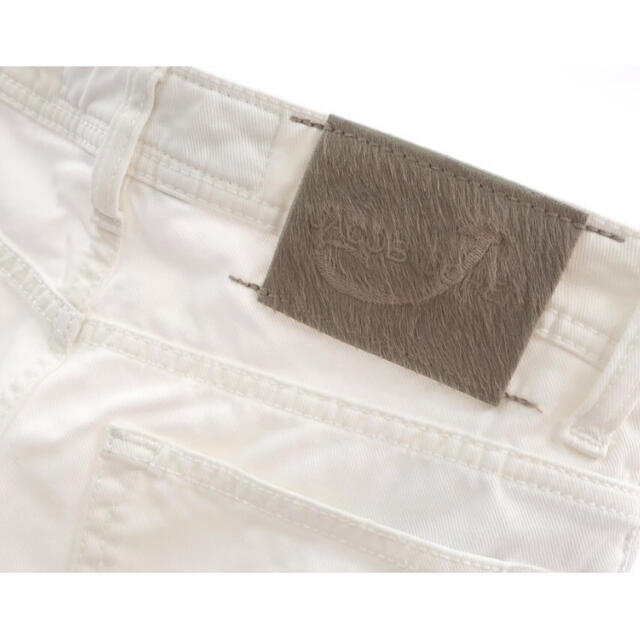 JACOB COHEN(ヤコブコーエン)のヤコブコーエン ホワイトジーンズ メンズのパンツ(デニム/ジーンズ)の商品写真