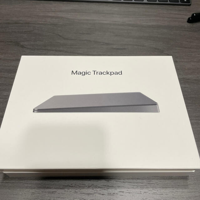 Apple(アップル)の【美品】Magic Trackpad2 スペースグレイ スマホ/家電/カメラのPC/タブレット(PC周辺機器)の商品写真