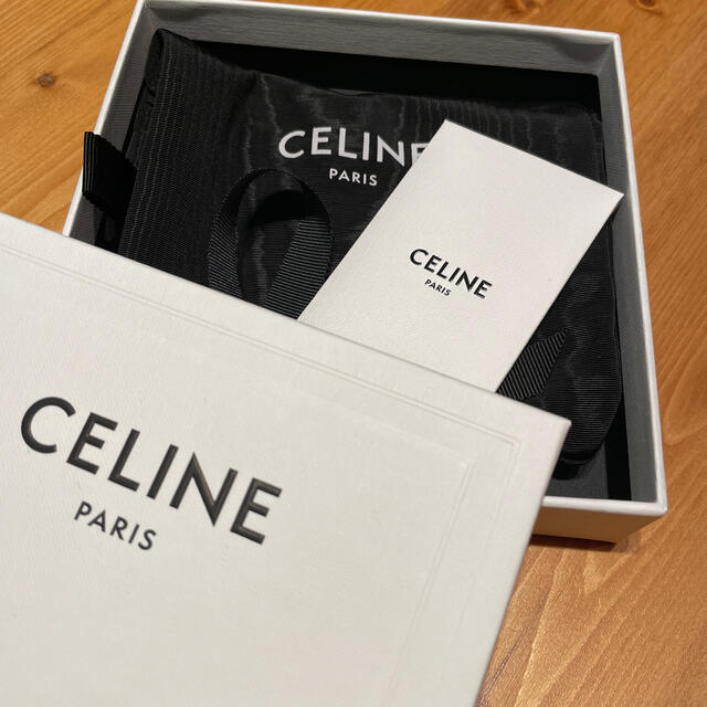 celine(セリーヌ)の値下げします。CELINE iPhone10 iPhoneケース セリーヌ スマホ/家電/カメラのスマホアクセサリー(iPhoneケース)の商品写真