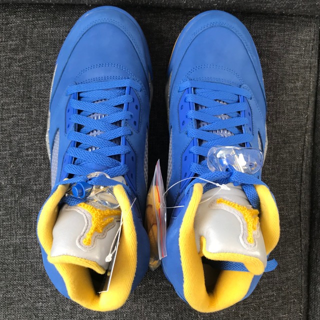 NIKE(ナイキ)のJordan 5 Retro JSP Laney Varsity Royal メンズの靴/シューズ(スニーカー)の商品写真