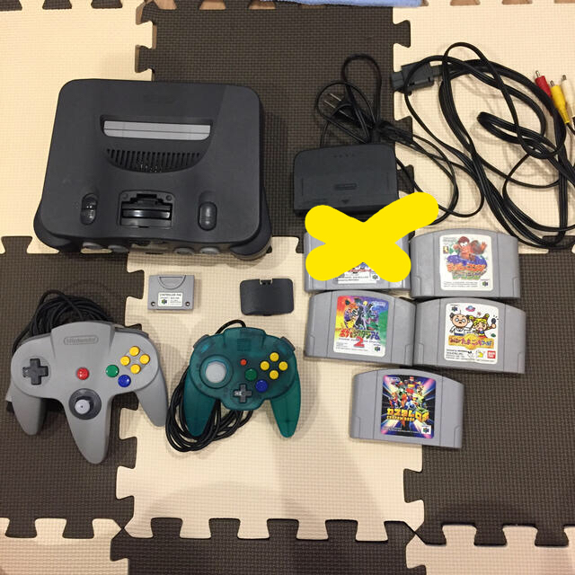 ニンテンドー64 ロクヨン 本体 コントローラ ソフト4本セット | フリマアプリ ラクマ ニンテンドー64 ロクヨン 本体 コントローラ ソフト4本セット | フリマアプリ ラクマ