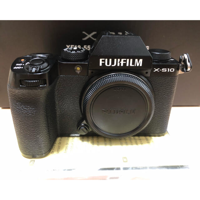 クーポン配布 フジフイルム X-S10 XF18-55mmキット おまけ付き