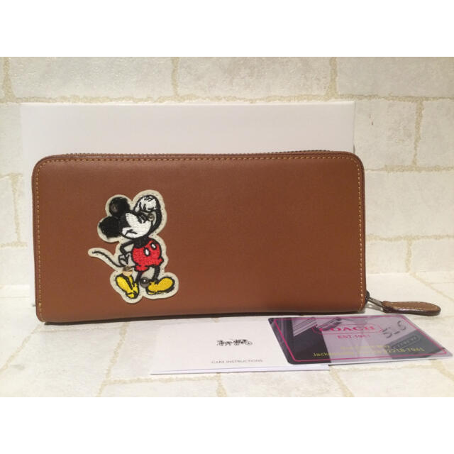 Coach 新品 Coach コーチ長財布 ブラウン ミッキー コラボ ディズニー 長財布の通販 By まんまーる コーチならラクマ Coach 新品 Coach コーチ長財布 ブラウン ミッキー コラボ ディズニー 長財布の通販 By まんまーる コーチならラクマ