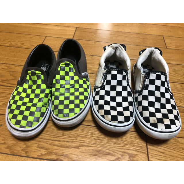 VANS(ヴァンズ)のvans スリッポン 19cm 2足セット キッズ/ベビー/マタニティのキッズ靴/シューズ(15cm~)(スニーカー)の商品写真