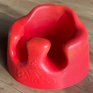 バンボ(Bumbo)のバンボ ベビーソファ レッド(その他)