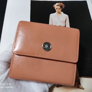 シャネル(CHANEL)の10万円（新品時の参考価格）シャネルダブルホック折財布💖(パスケース/IDカードホルダー)