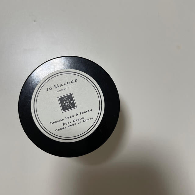 Jo Malone(ジョーマローン)のJO MALONE イングリッシュペアー＆フリージア ボディクリーム コスメ/美容のボディケア(ボディクリーム)の商品写真