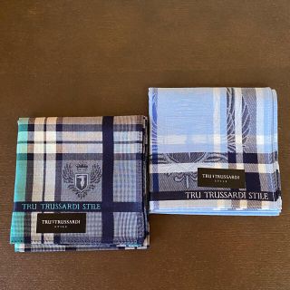 トラサルディ(Trussardi)のギフト袋入り☆トラサルディハンカチ２枚セット新品(ハンカチ/ポケットチーフ)