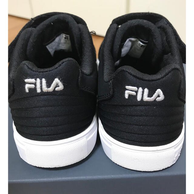 FILA(フィラ)のFILAフィラ ブラック スニーカー 16.2cm 黒 キッズ/ベビー/マタニティのキッズ靴/シューズ(15cm~)(スニーカー)の商品写真