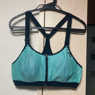 ヴィクトリアズシークレット(Victoria's Secret)のVICTORIA SPORT  スポーツブラ(トレーニング用品)