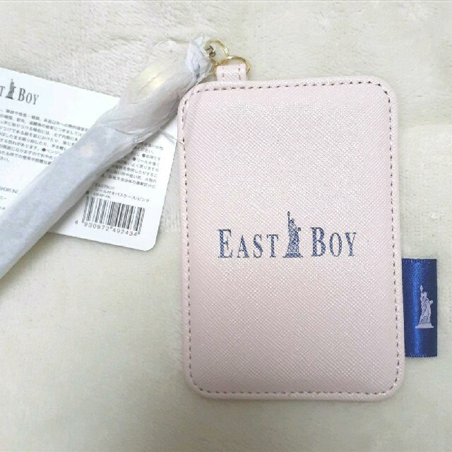 EASTBOY(イーストボーイ)のイーストボーイ リール付きパスケース(ピンク)EAST BOY レディースのファッション小物(名刺入れ/定期入れ)の商品写真