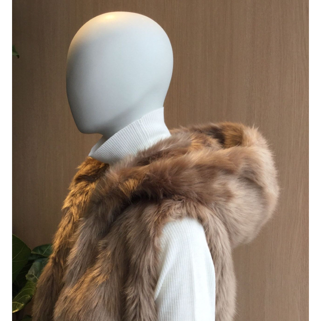 Theory 18aw ファーベスト 定価5.4万円 Theory 18aw ファーベスト 定価5.4万円
