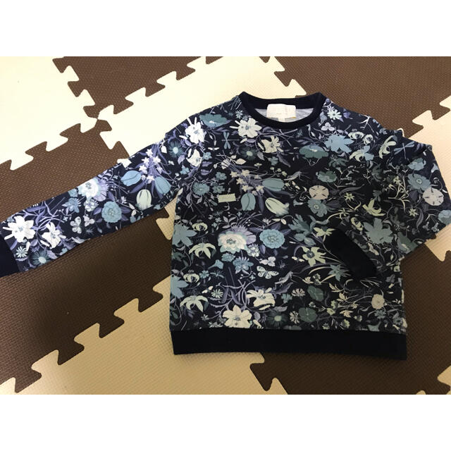 Gucci(グッチ)のGUCCI グッチ　キッズ　チルドレン　トレーナー　花柄 キッズ/ベビー/マタニティのキッズ服女の子用(90cm~)(Tシャツ/カットソー)の商品写真