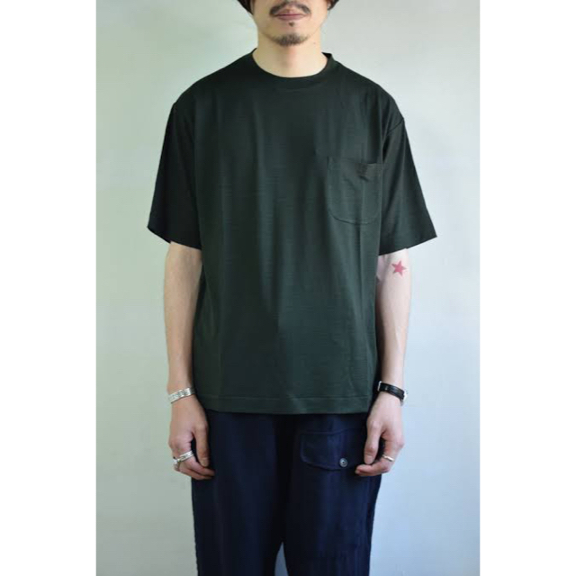 COMOLI(コモリ)のCOMOLI 18SS ウール天竺半袖クルー グリーン 2  メンズのトップス(Tシャツ/カットソー(半袖/袖なし))の商品写真