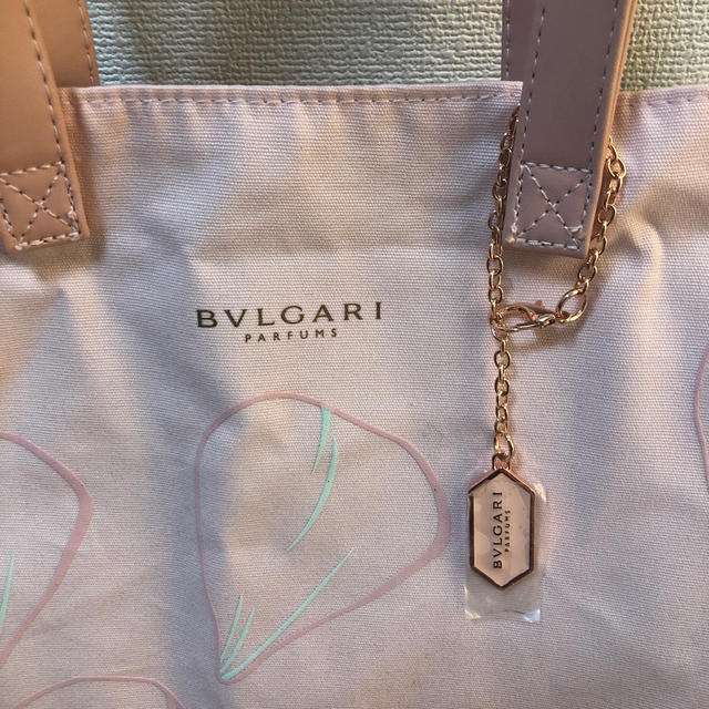 BVLGARI(ブルガリ)の新品未使用　BVLGARI ブルガリ　 レディースのバッグ(トートバッグ)の商品写真