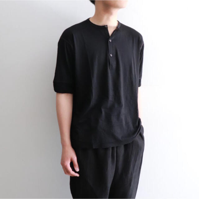 COMOLI(コモリ)のCOMOLI 19SS ウール天竺半袖クルー  ヘンリーネック サイズ3  メンズのトップス(Tシャツ/カットソー(半袖/袖なし))の商品写真