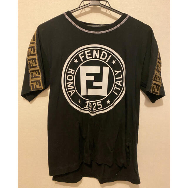 トップスFENDI Tシャツ