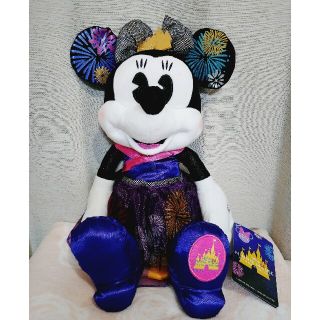 Disney - ミニーマウス メインアトラクション ぬいぐるみ(12月)の