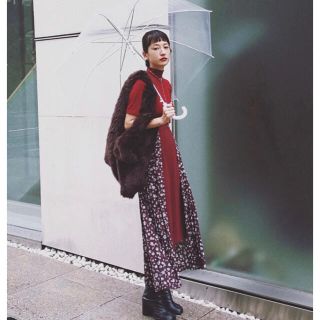 アメリヴィンテージ(Ameri VINTAGE)のクリーニング済CLANE DROP FLOWER PLEATS SKIRT(ロングスカート)