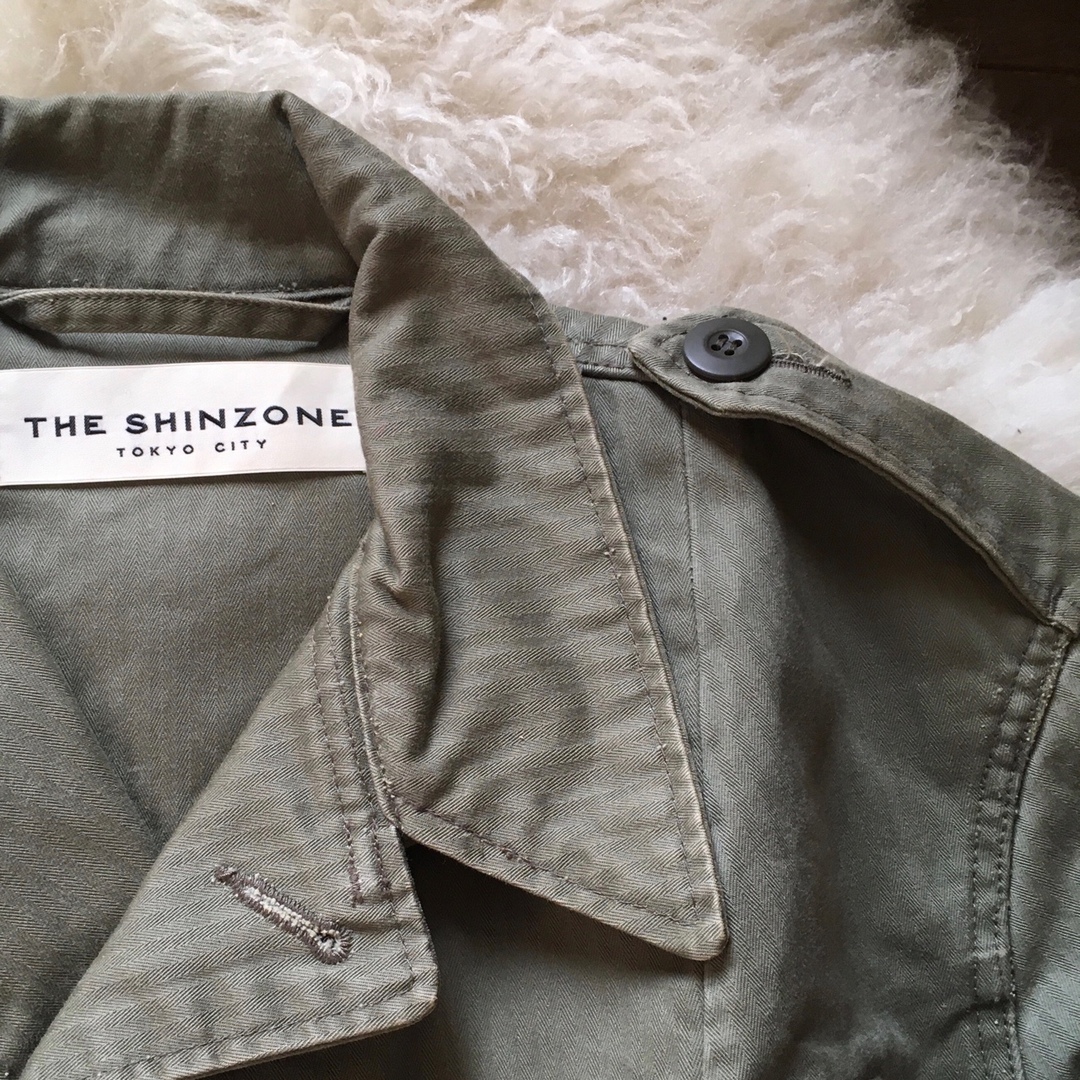 Shinzone(シンゾーン)のTHE SHINZONE ミリタリージャケット カーキ コットン ジャケット レディースのジャケット/アウター(ミリタリージャケット)の商品写真