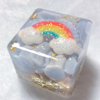 レインボー🌈キューブオルゴナイト✨(インテリア雑貨)