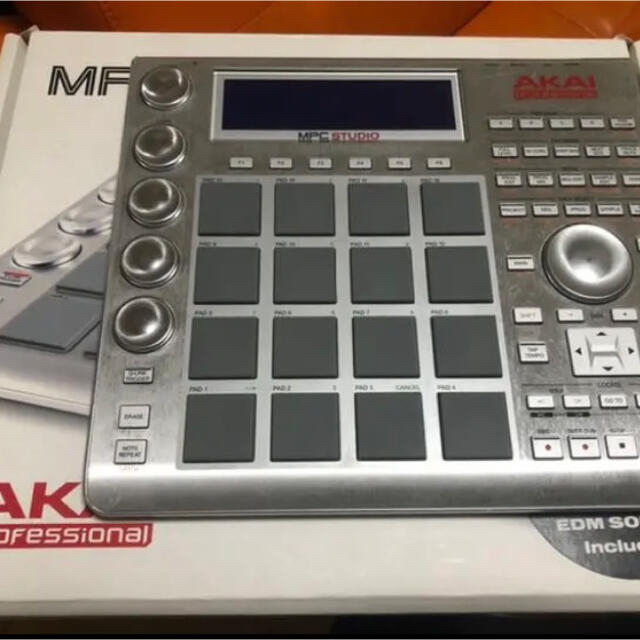 AKAI MPC STUDIO