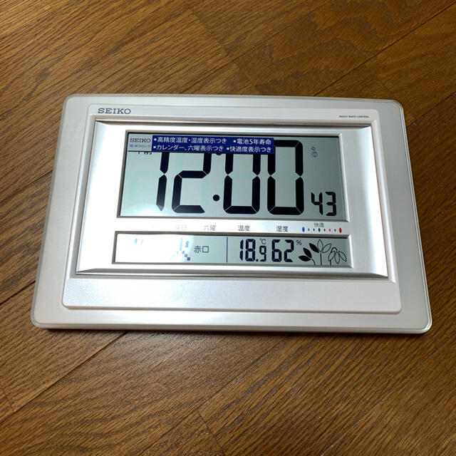 SEIKO(セイコー)の電波時計 インテリア/住まい/日用品のインテリア小物(置時計)の商品写真