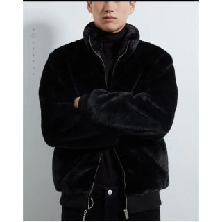 ザラ(ZARA)のzara ザラ　フェイクファー　ボンバージャケット　Lサイズ(ブルゾン)