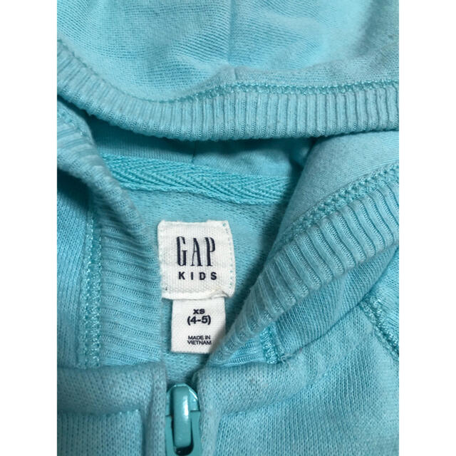 GAP Kids(ギャップキッズ)のGAP Kids パーカー サイズ110 キッズ/ベビー/マタニティのキッズ服女の子用(90cm~)(ジャケット/上着)の商品写真