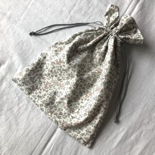 ハンドメイド♡リバティプリント巾着(外出用品)