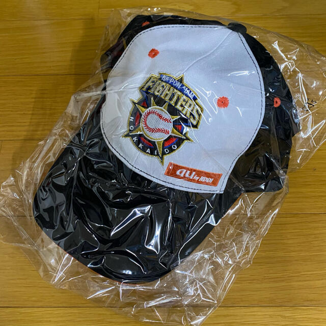 MIZUNO(ミズノ)の日ハム　日本ハムファイターズ　auコラボキャップ　帽子 スポーツ/アウトドアの野球(応援グッズ)の商品写真