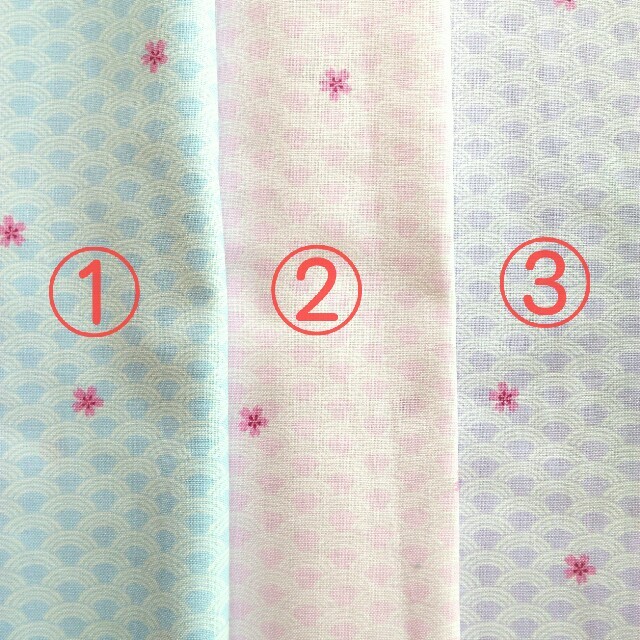 ハギレ　桜C 　5枚セット(同柄5色) ハンドメイドの素材/材料(生地/糸)の商品写真