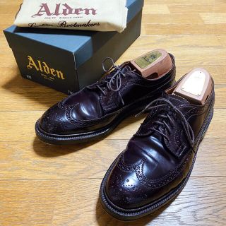 オールデン(Alden)のAlden 975 コードヴァン　バーガンディ　ウィングチップ　サイズ7.5D(ドレス/ビジネス)