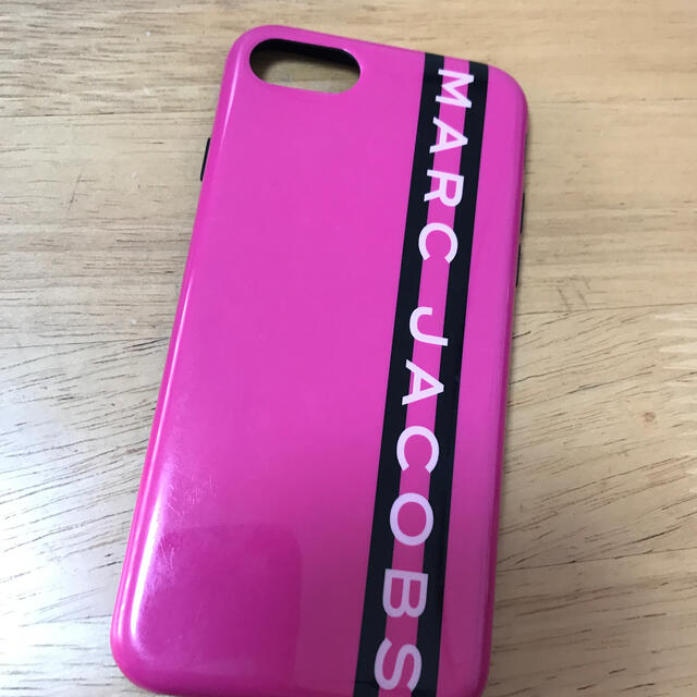 MARC BY MARC JACOBS(マークバイマークジェイコブス)のMARC JACOBS iPhoneケース スマホ/家電/カメラのスマホアクセサリー(iPhoneケース)の商品写真