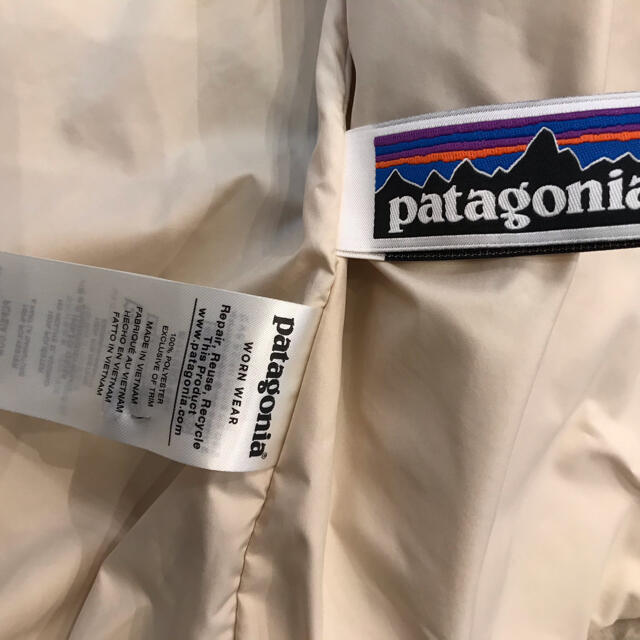 patagonia(パタゴニア)のmaako様専用パタゴニアガールズレトロXボマージャケット　patagonia レディースのジャケット/アウター(ブルゾン)の商品写真