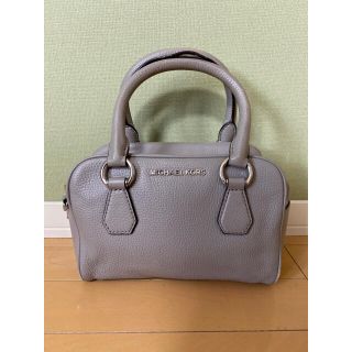 マイケルコース(Michael Kors)の【期間限定！大幅お値引き！】MICHAEL KORS ハンドバッグ グレー(ハンドバッグ)