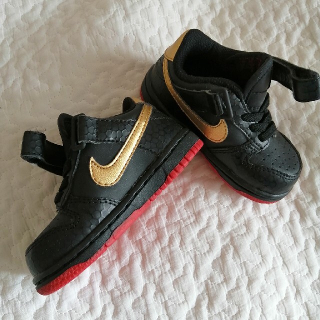 NIKE(ナイキ)のナイキ　ベビーシューズ キッズ/ベビー/マタニティのベビー靴/シューズ(~14cm)(スニーカー)の商品写真