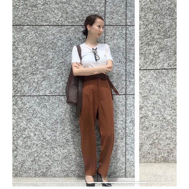 TODAYFUL(トゥデイフル)のRIN様専用！louren★highwaist tapered pants レディースのパンツ(カジュアルパンツ)の商品写真