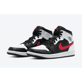 ナイキ(NIKE)のAIR JORDAN 1 MID BLACK/CHILE RED-WHITE (スニーカー)