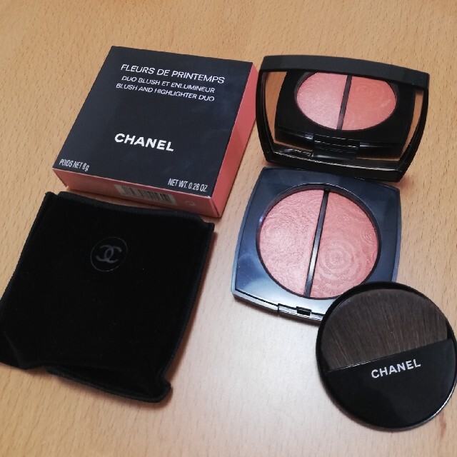 CHANEL　フルールドゥプランタン　限定フェイスパウダー