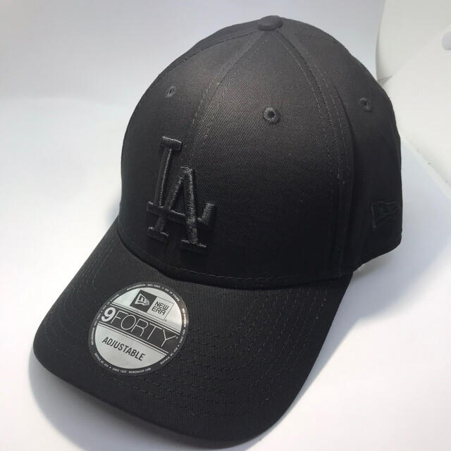NEW ERA(ニューエラー)のニューエラ キャップ LA ドジャース 黒 オールブラック ブラック メンズの帽子(キャップ)の商品写真