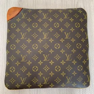 ルイヴィトン(LOUIS VUITTON)の座布団　(クッション)